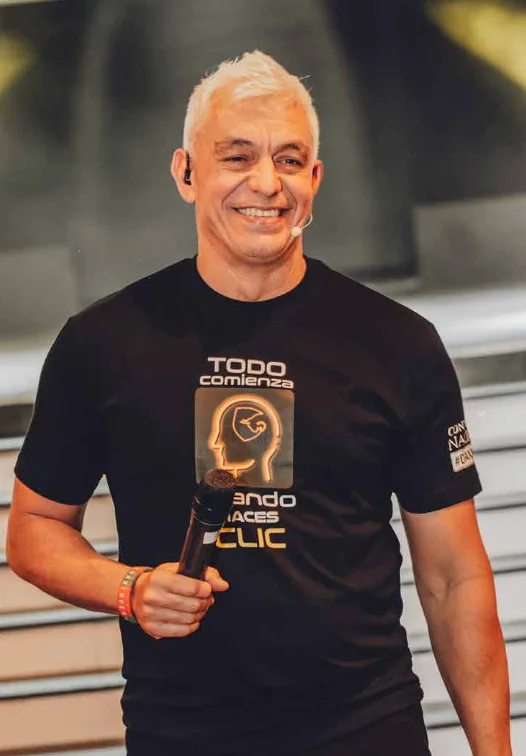 Antonio Barreto en escenario